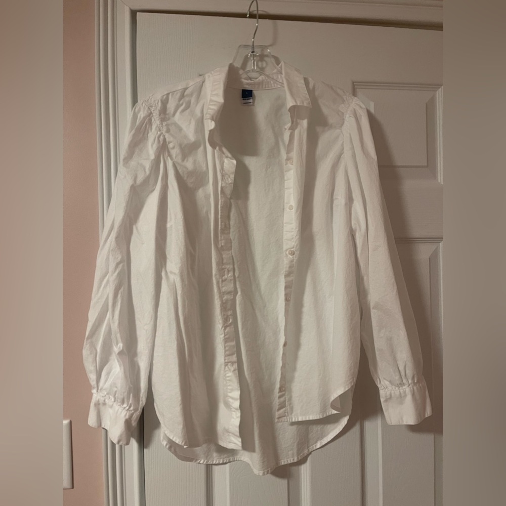White buttoned up shirt